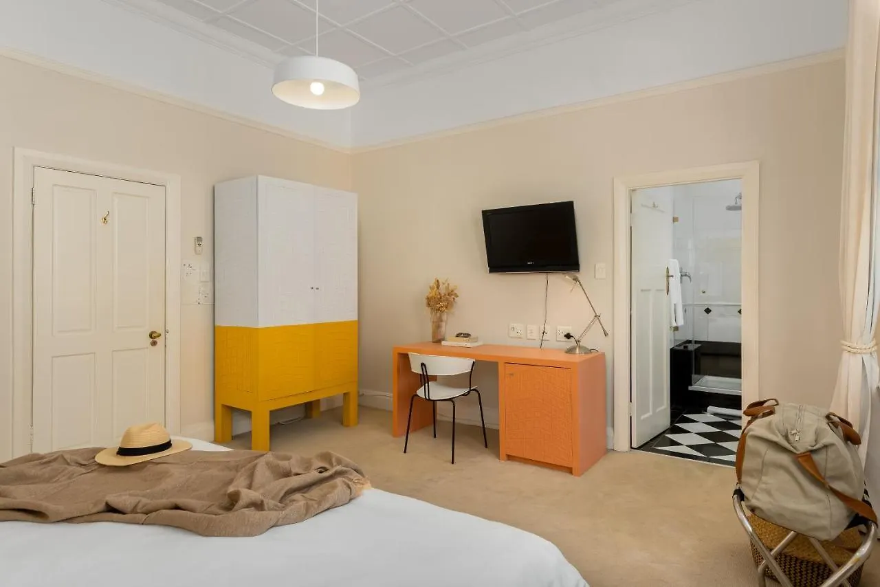 Neighbourgood Hill Suites Cape Town